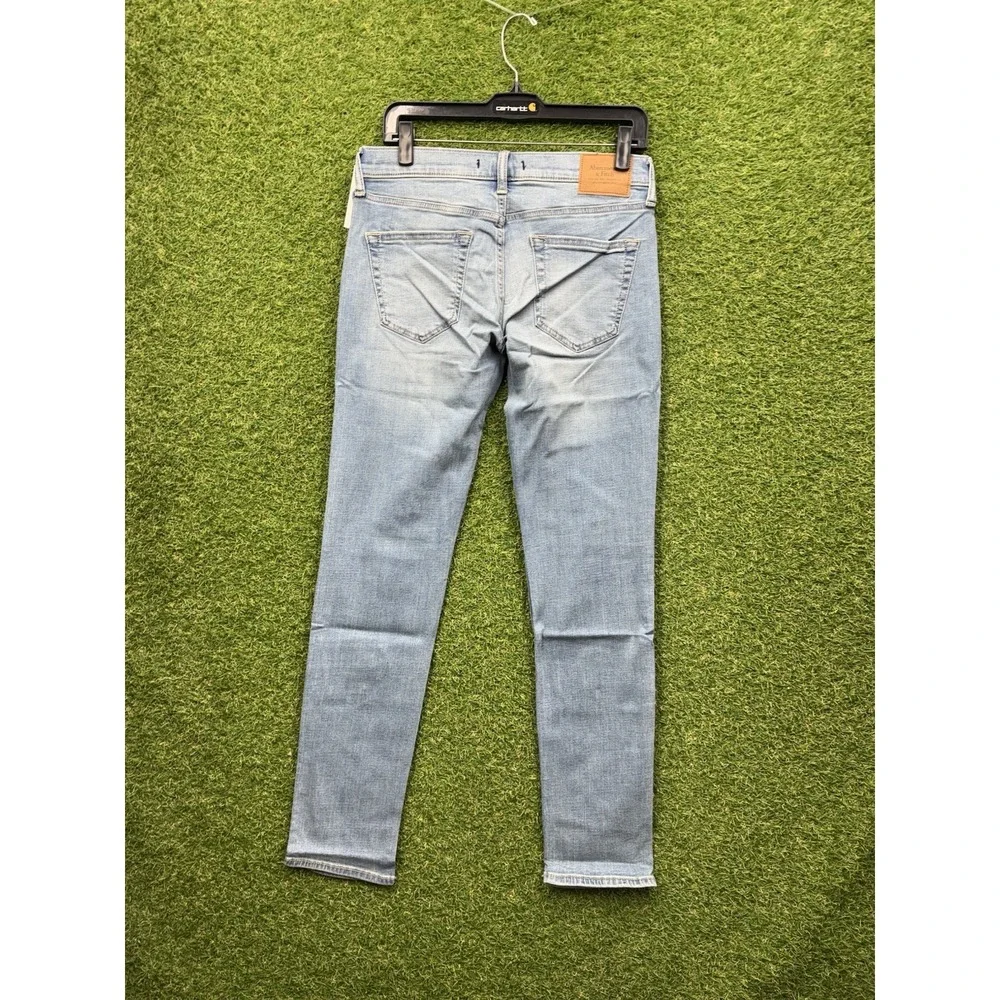 Abercrombie & Fitch Jeans Mens 30x32 Super Skinny Stretch Light Denim 131D0115